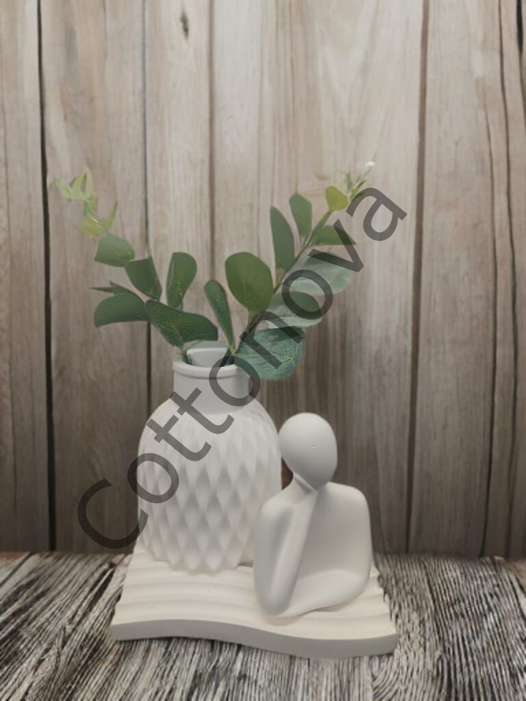 Cottonova C40 Dekoratif Vazo ve İnsan Figürü